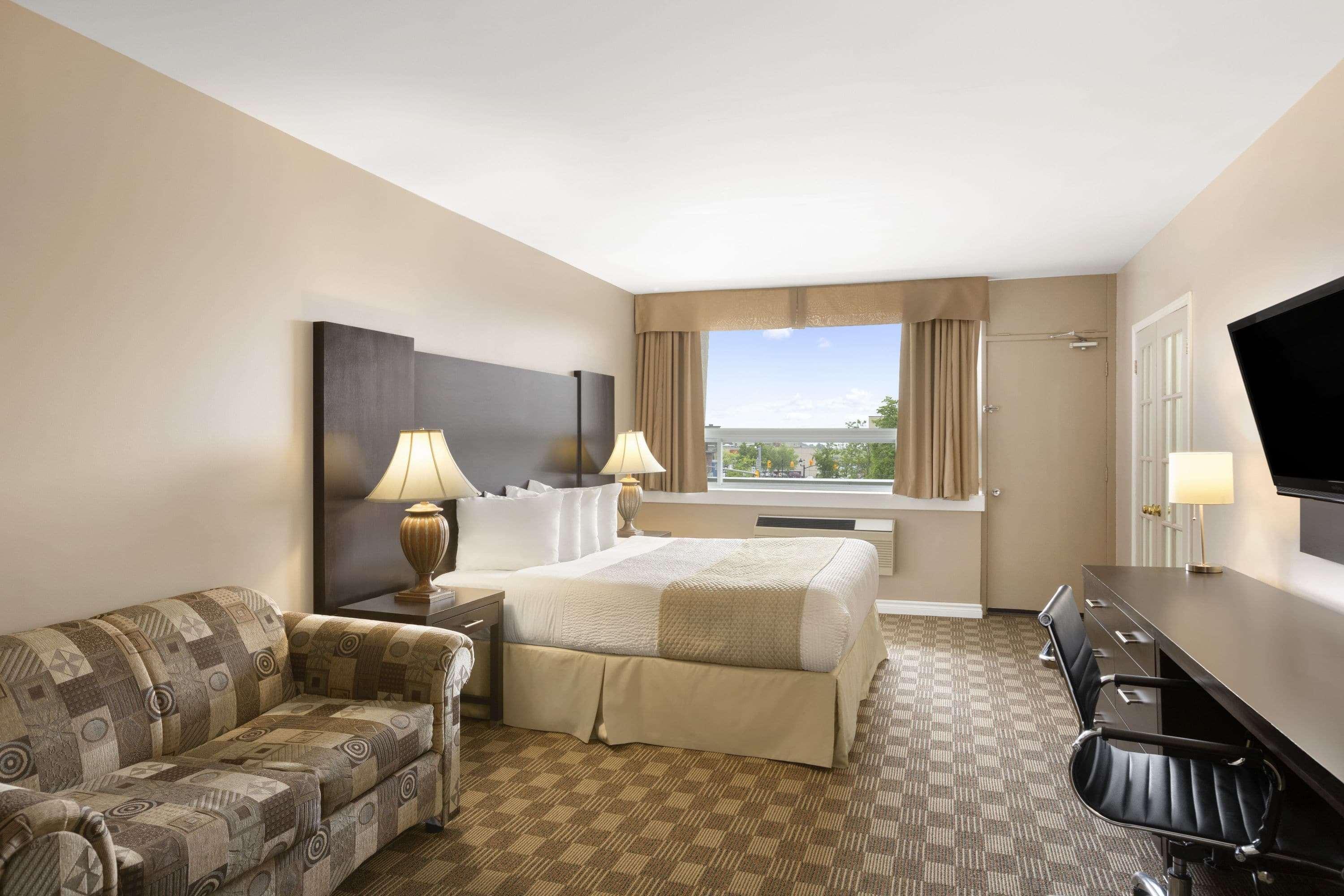 Days Inn & Suites By Wyndham North Bay Downtown Εξωτερικό φωτογραφία