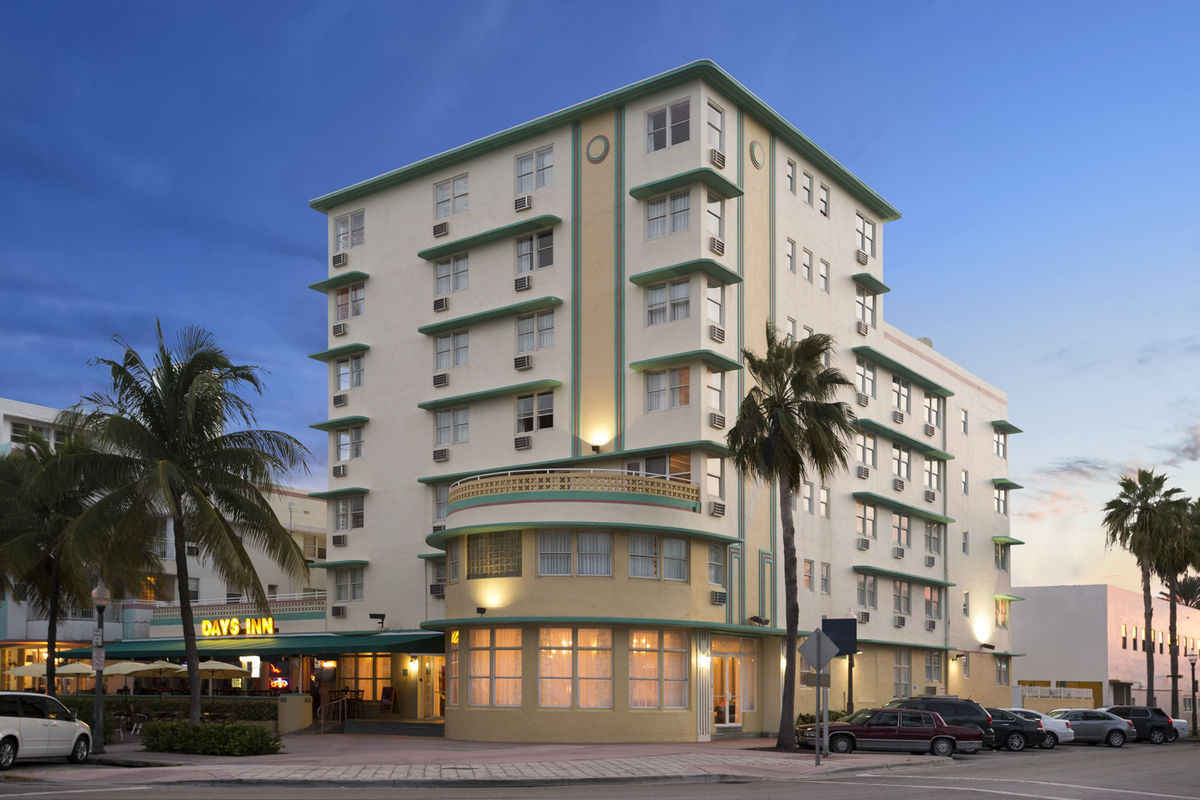 Days Inn & Suites By Wyndham North Bay Downtown Εξωτερικό φωτογραφία